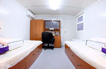 Trailer-Mounted Accommodation (Inside)