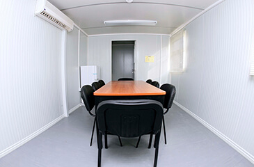 Trailer-Mounted Meeting Room